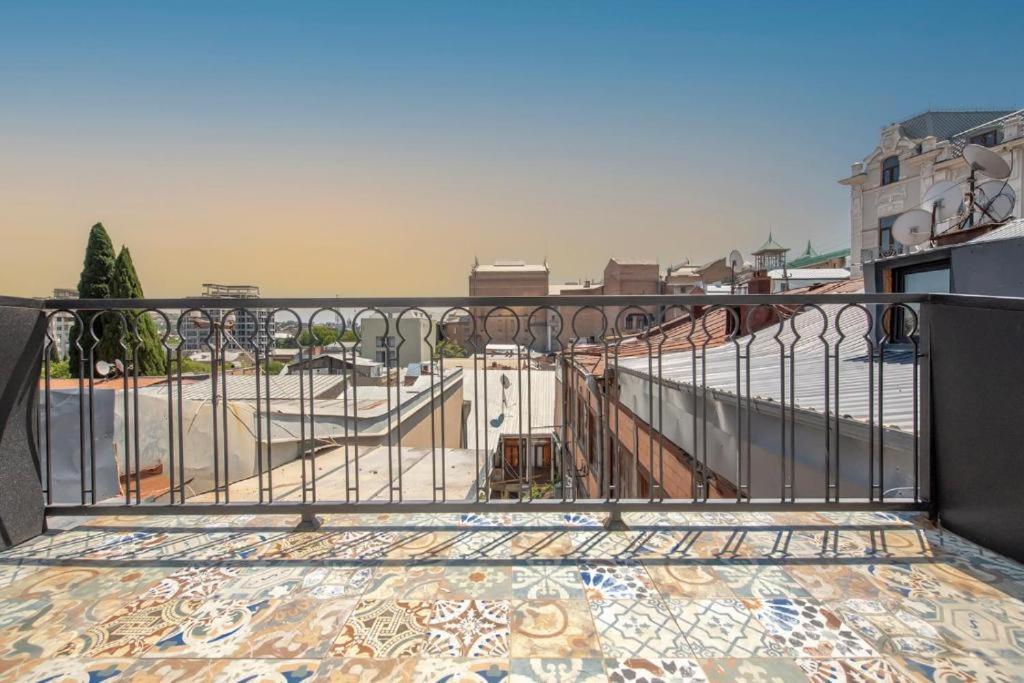 Opera Boutique Hotel Тбилиси Экстерьер фото